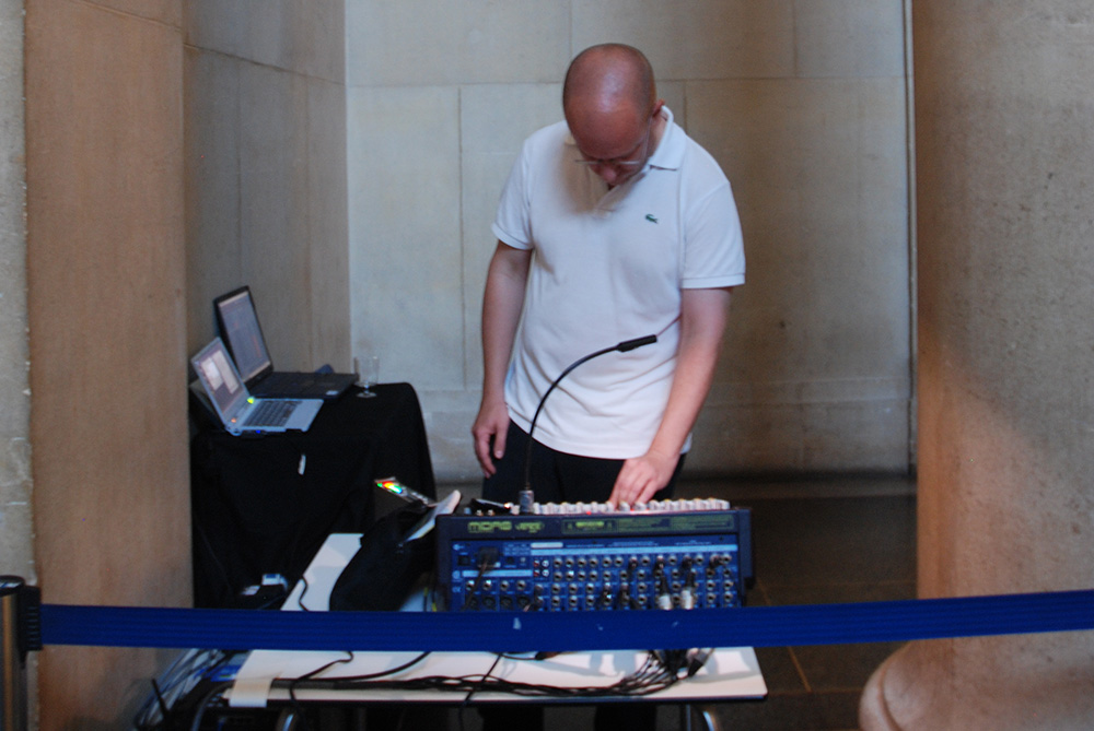 Urbanomic Events: The Real Thing, 3 September 2010, Tate Britain, London - performance of 'Speculative Solution' by Florian Hecker